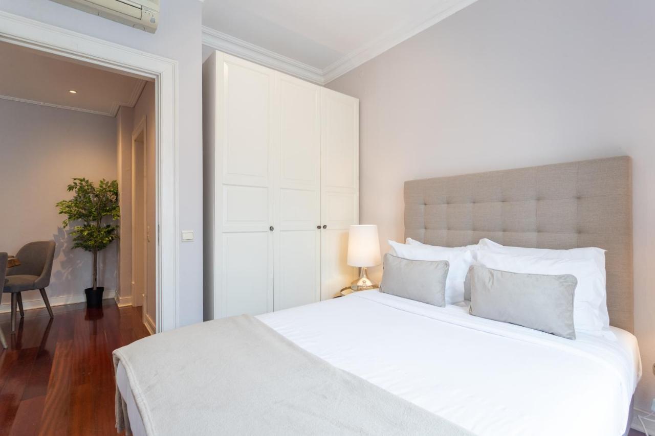 Living Chiado Apartman Lisboa Kültér fotó