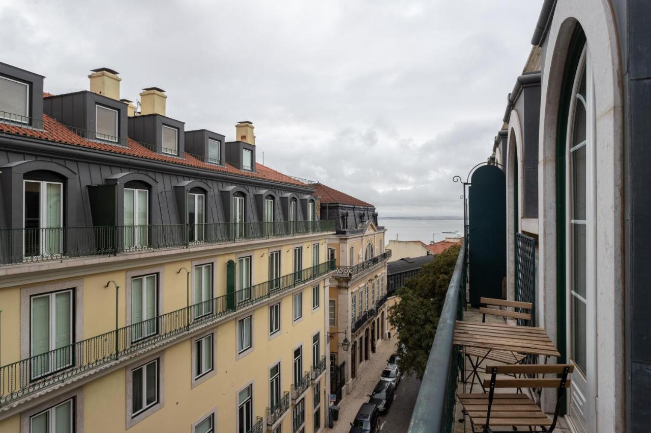 Living Chiado Apartman Lisboa Kültér fotó